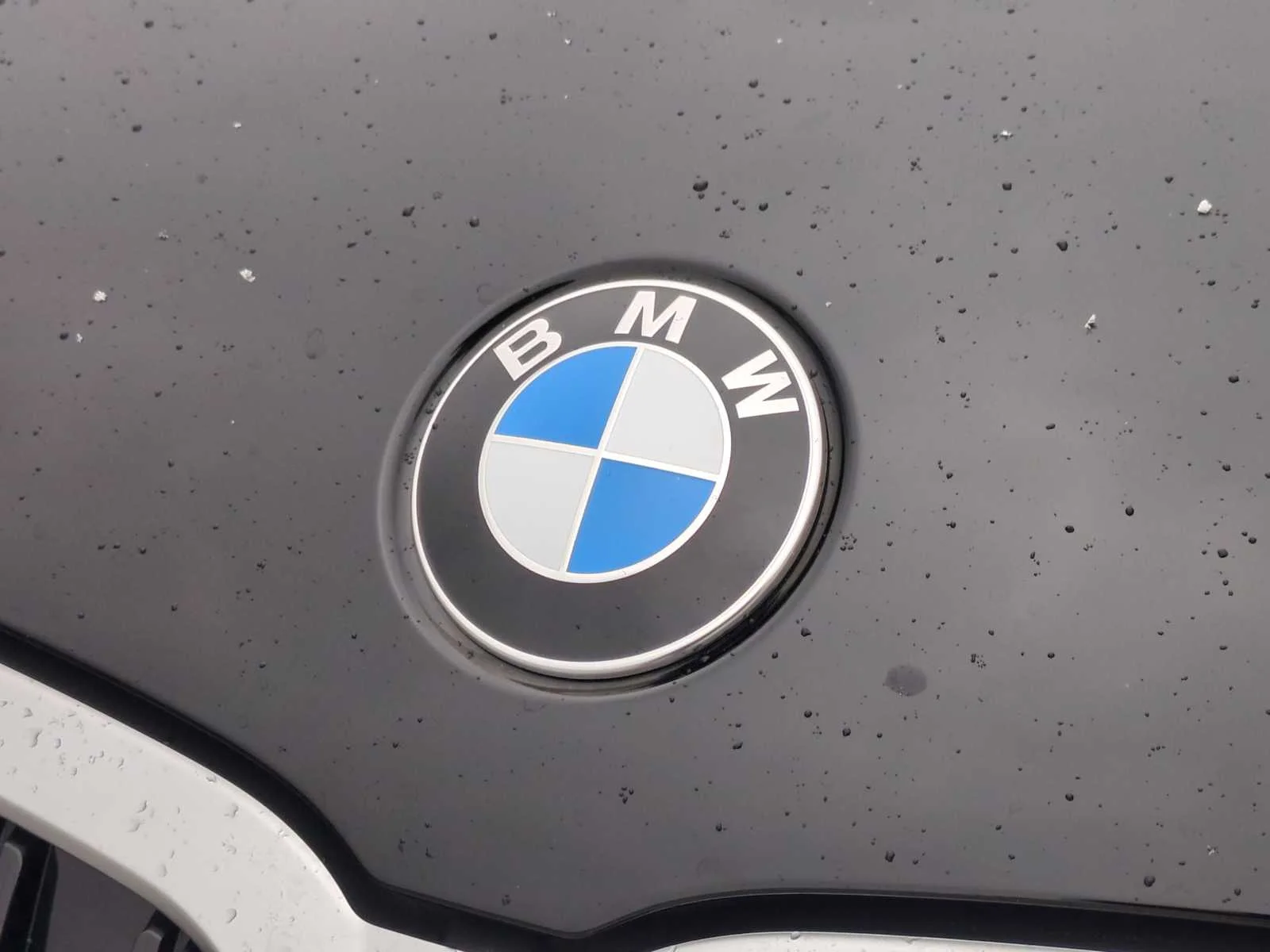 New 2026 Jet Black BMW 330i NA xDrive image 12