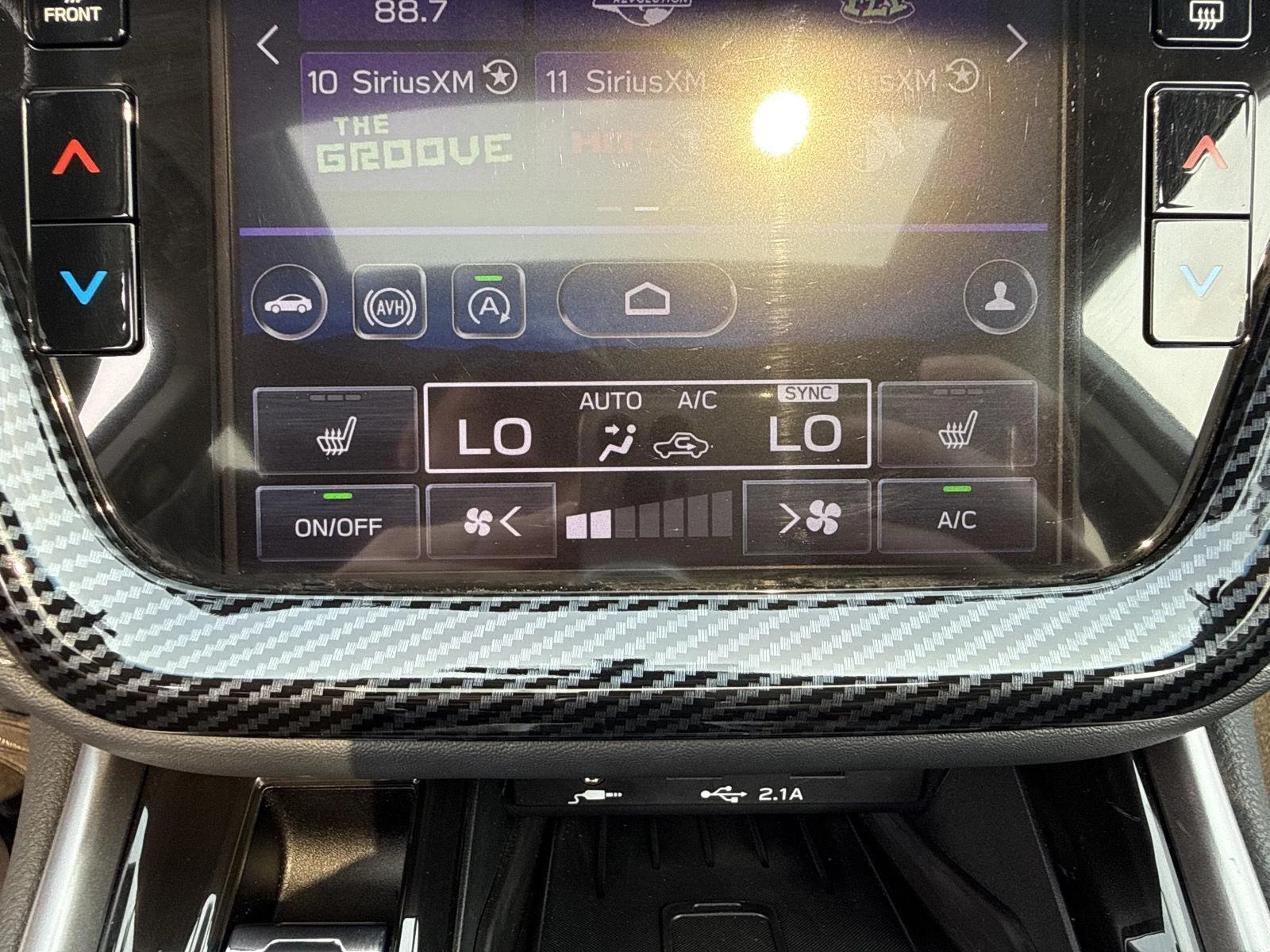 Used 2022 Ice Silver Metallic Subaru Limited XT image 34
