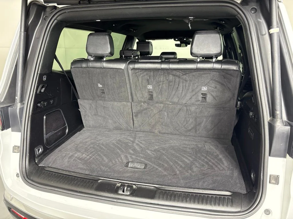 Used 2024 White Jeep Series II image 29