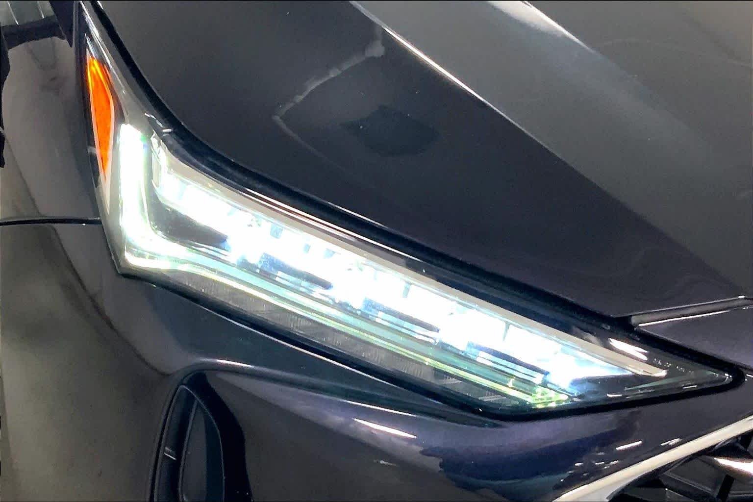 Used 2022 Phantom Violet Pearl Acura w/Advance Package image 27