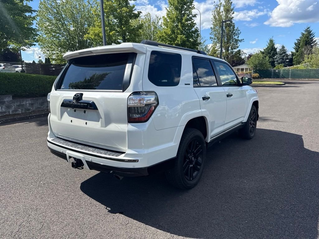 Used 2020 Blizzard Pearl Toyota Nightshade image 7