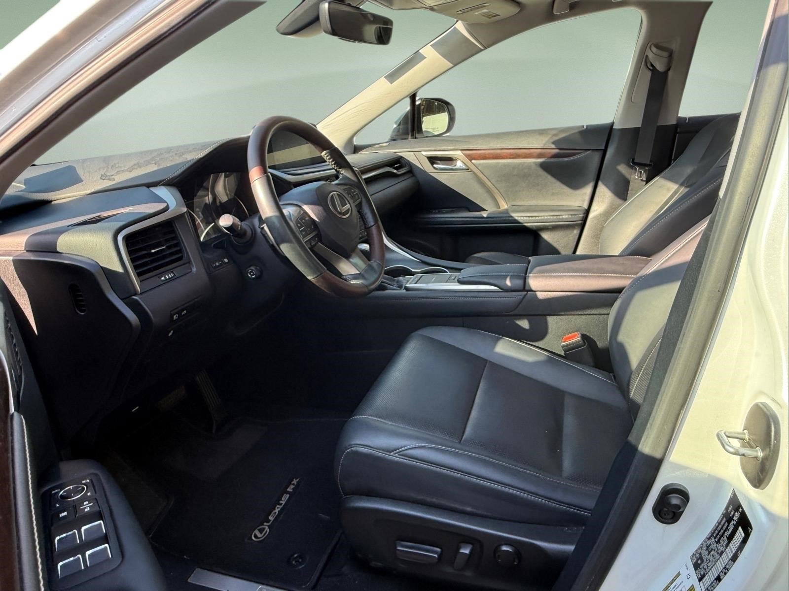 Used 2022 White Pearl Lexus RX 350 image 23