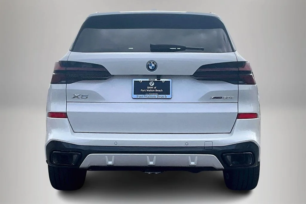 New 2026 BMW X5 xDrive50e 4D Sport Utility