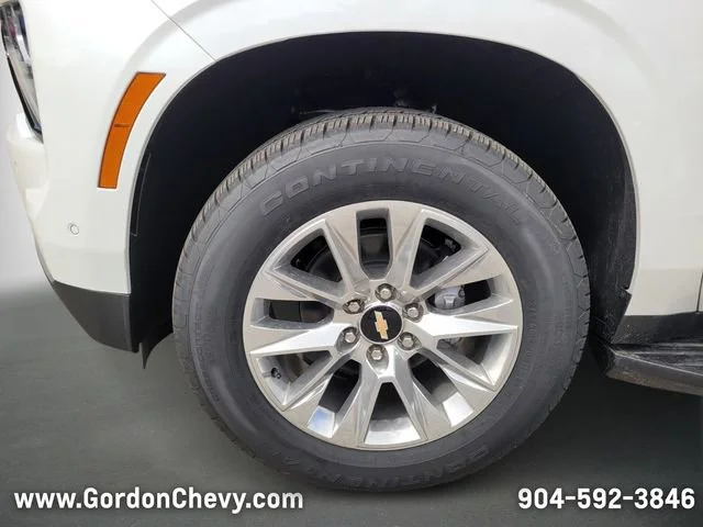 2025 Chevrolet Suburban Premier - Photo 13