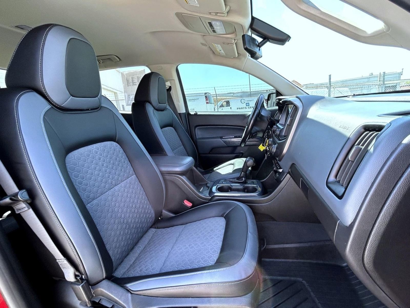 2021 Chevrolet Colorado Z71 - Photo 15