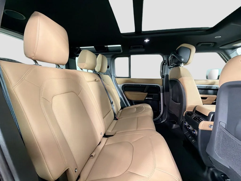 New 2026 Borasco Grey Land Rover X-Dynamic SE image 29