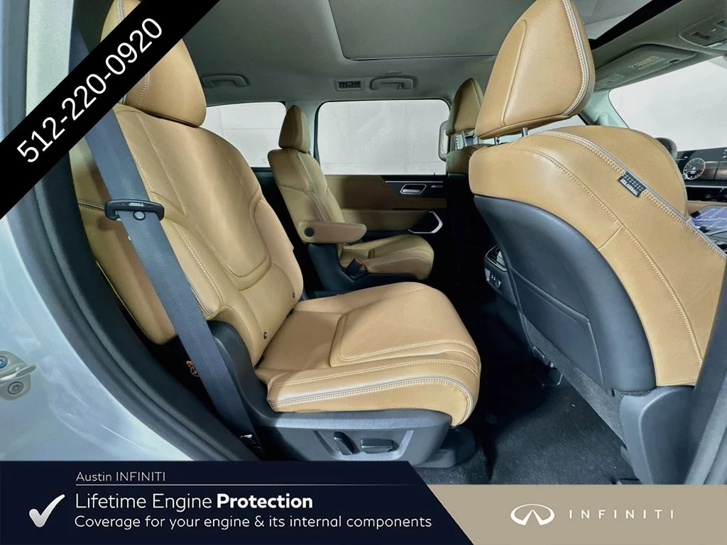 New 2027 White INFINITI LUXE image 37