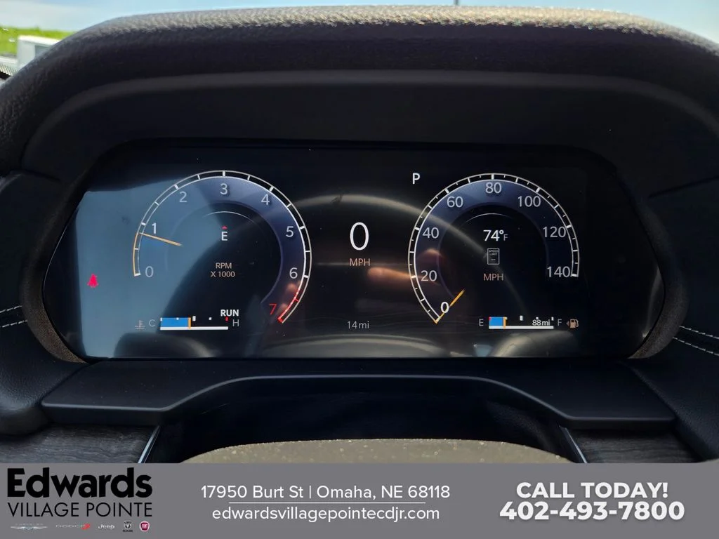 New 2026 Baltic Gray Metallic Clear-Coat Exterior Paint Jeep Laredo image 18