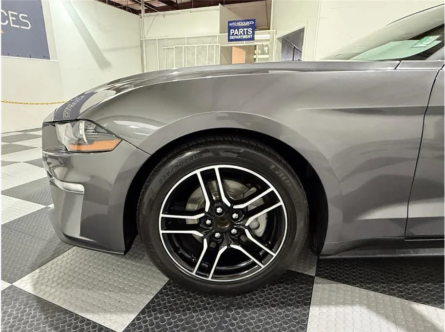 2023 Ford Mustang EcoBoost Premium - Photo 11