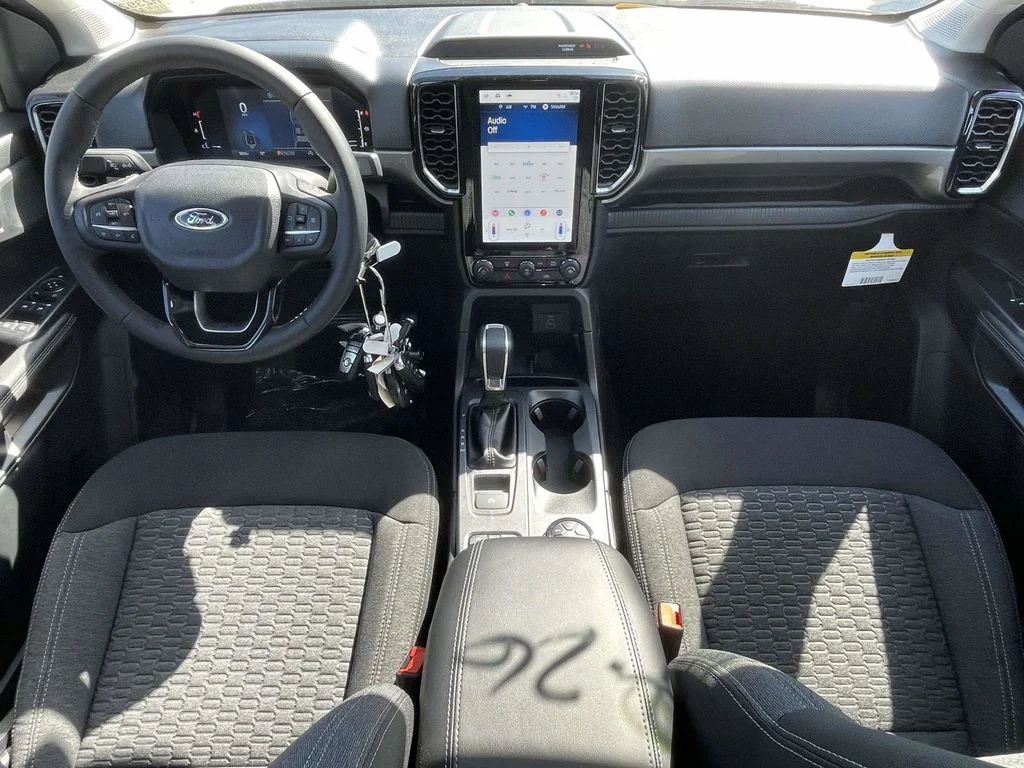 New 2026 Oxford White Ford XLT image 11