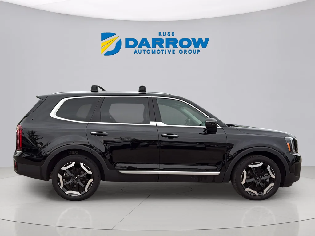 Used 2023 Ebony Black Kia S image 6