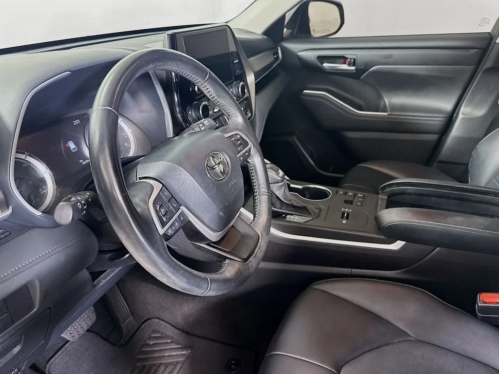 Used 2023 Celestial Silver Metallic Toyota Hybrid XLE image 10