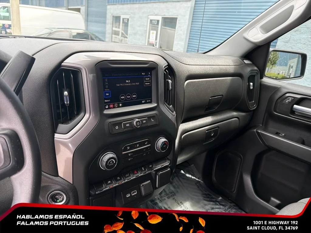 Used 2023 BLACK Chevrolet Custom image 19