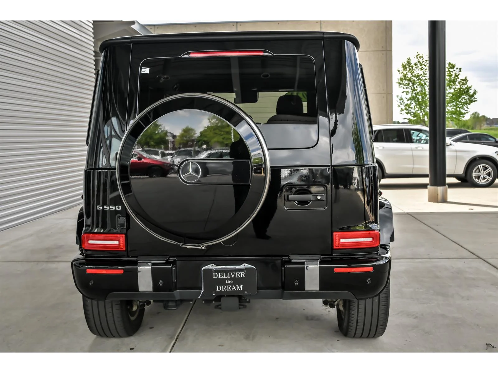 Used 2022 Black Mercedes-Benz G 550 image 7