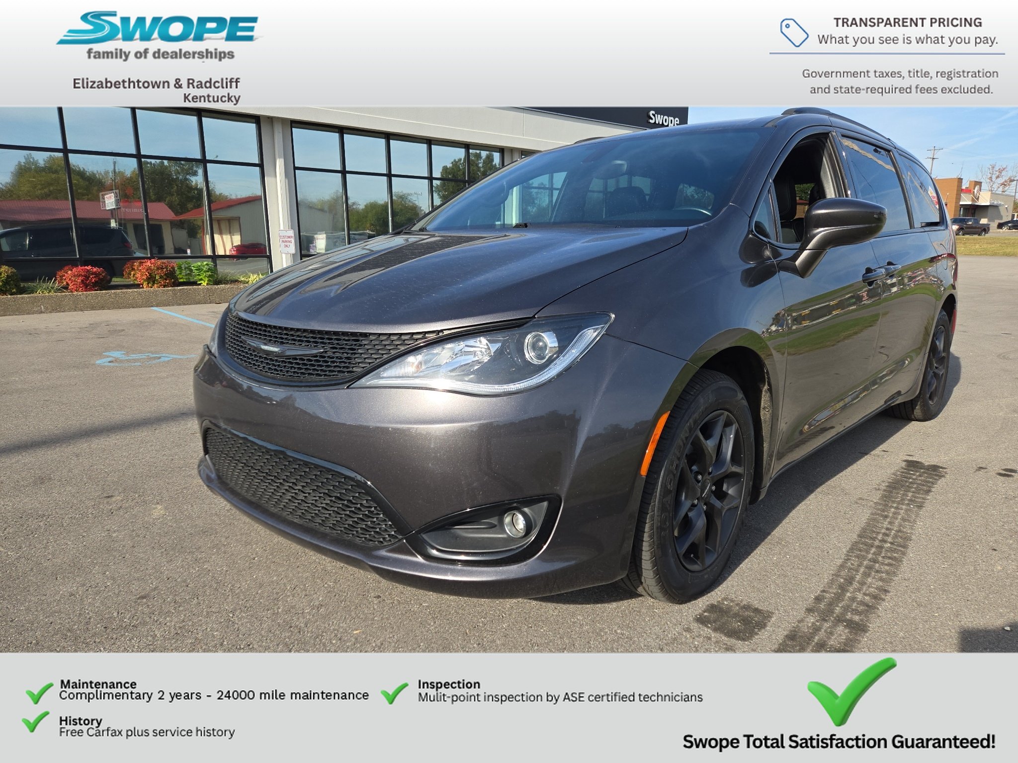 Used 2018 Granite Crystal Metallic Clearcoat Chrysler Touring L image 3