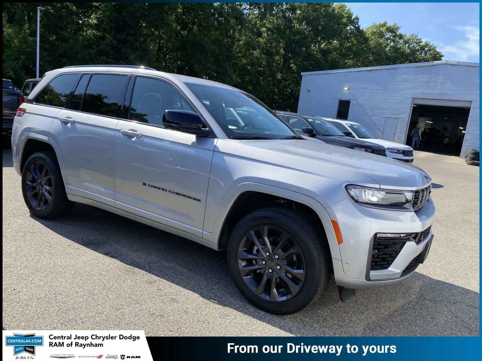 2026 Jeep Grand Cherokee Limited Reserve