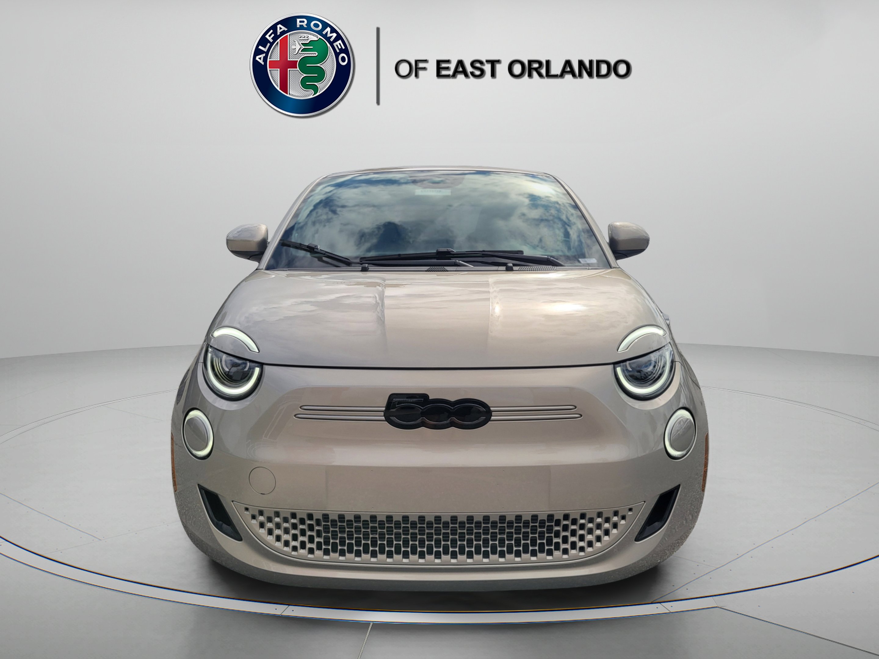 2025 FIAT 500e Base - Photo 3