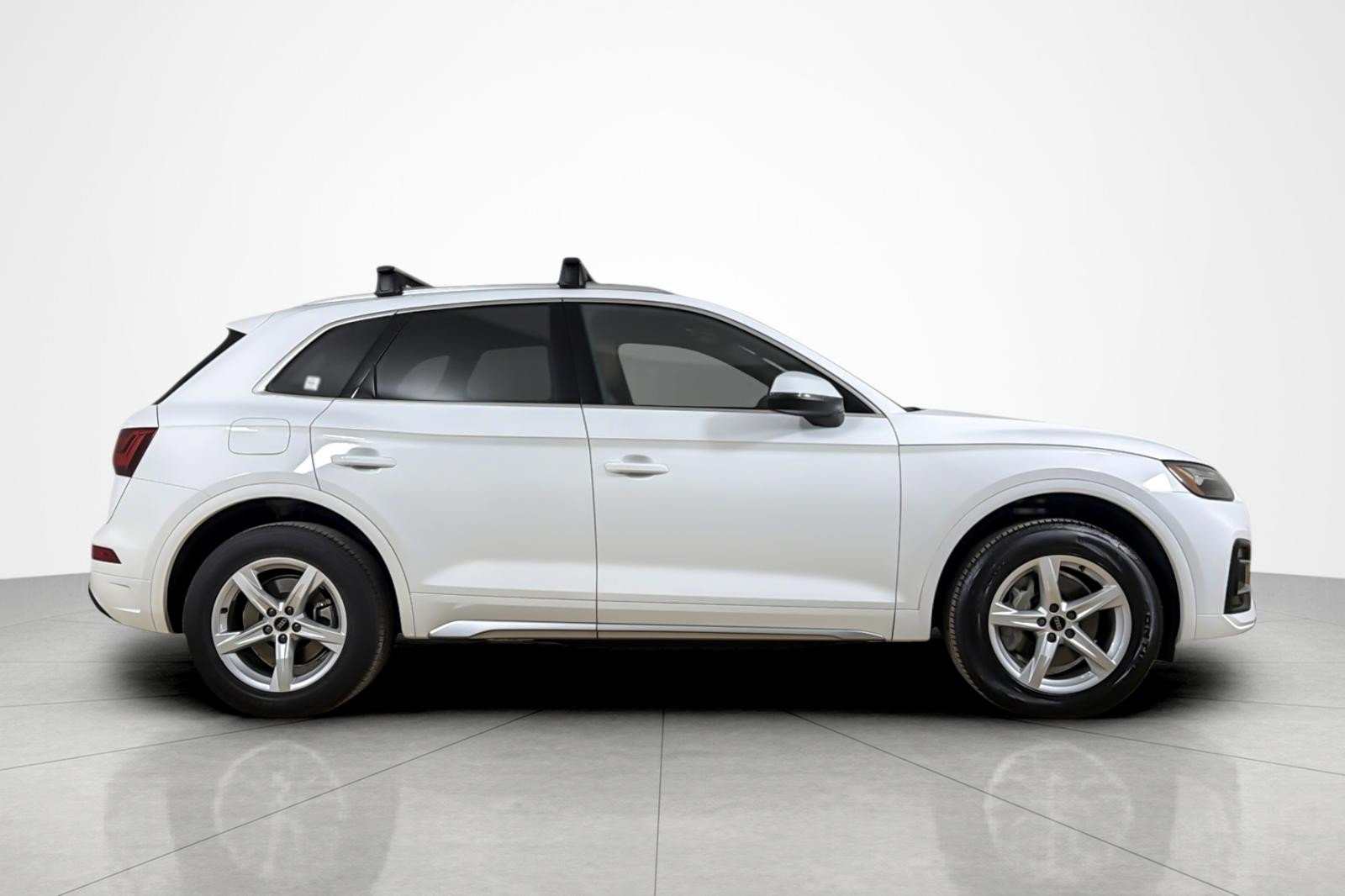 Used 2023 Ibis White Audi Premium 40 TFSI quattro image 6