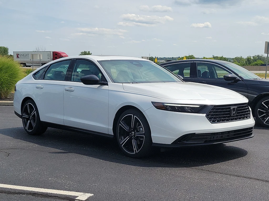 New 2026 Platinum White Pearl Honda SE image 18
