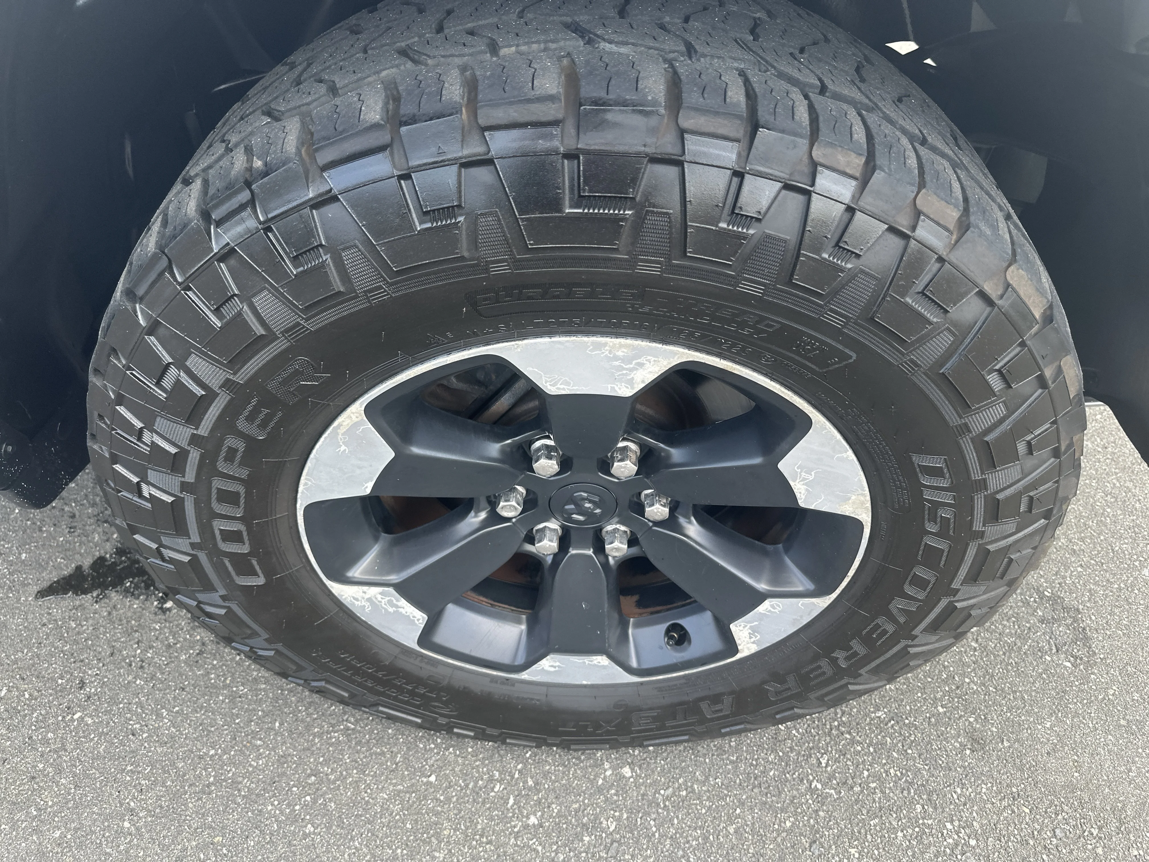 Used 2019 Bright White Clearcoat Ram Rebel image 34