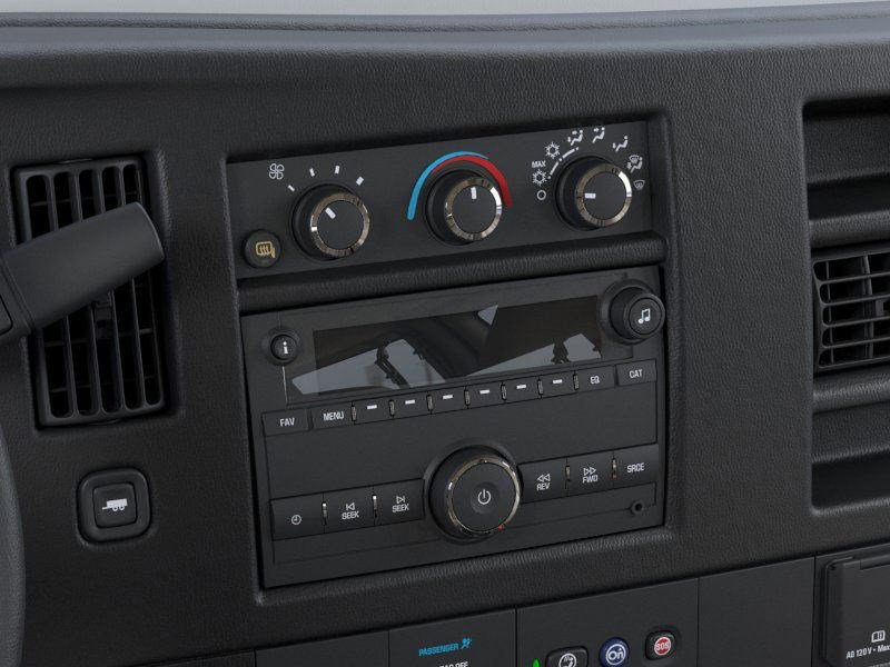 2025 GMC Savana Cargo Work Van - Photo 20
