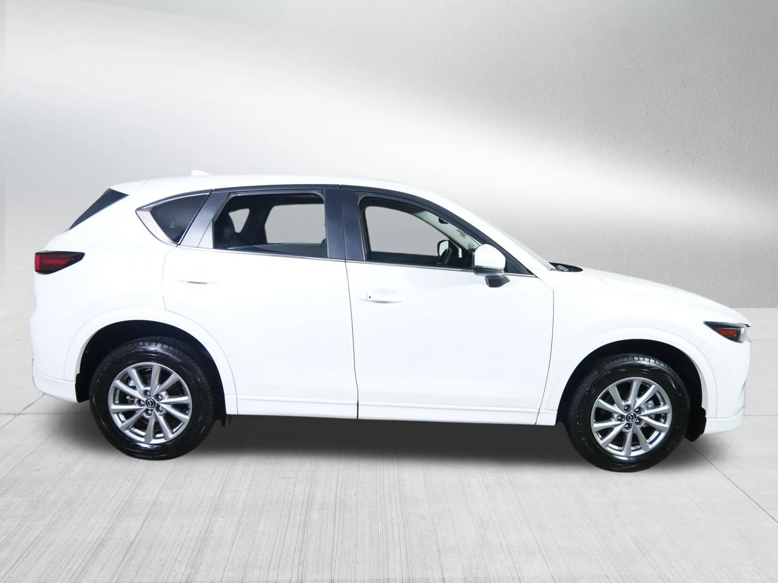 Used 2025 Rhodium White Metallic Mazda 2.5 S Preferred Package image 8