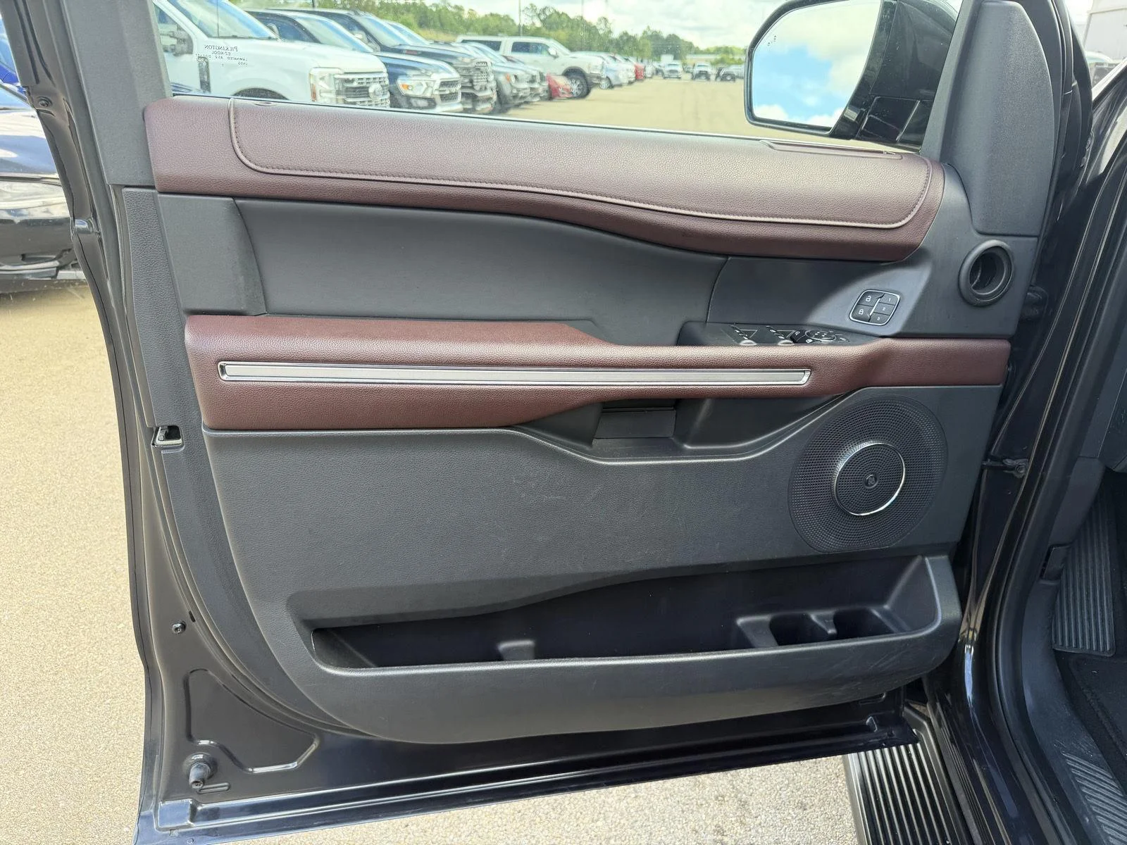 Used 2024 Dark Matter Gray Ford Limited image 15