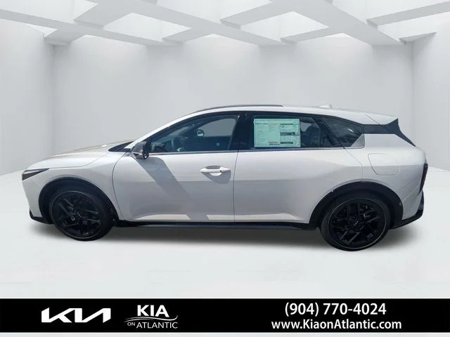 New 2026 Snow White Pearl Kia GT-Line Turbo image 6