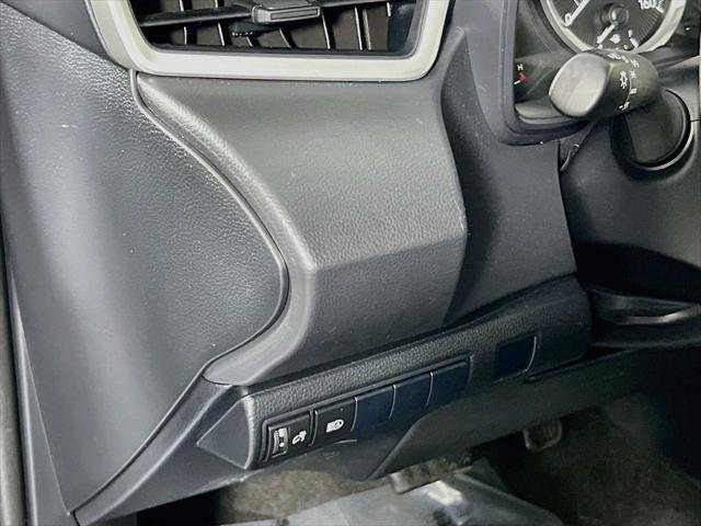 Certified Used 2020 CELESTITE GRAY ME. Toyota  image 10