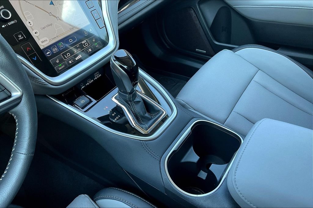 2025 Subaru Outback Limited - Photo 17