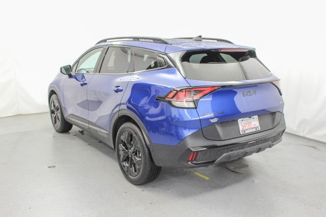 Used 2025 Sapphire Blue Kia X-Line image 7