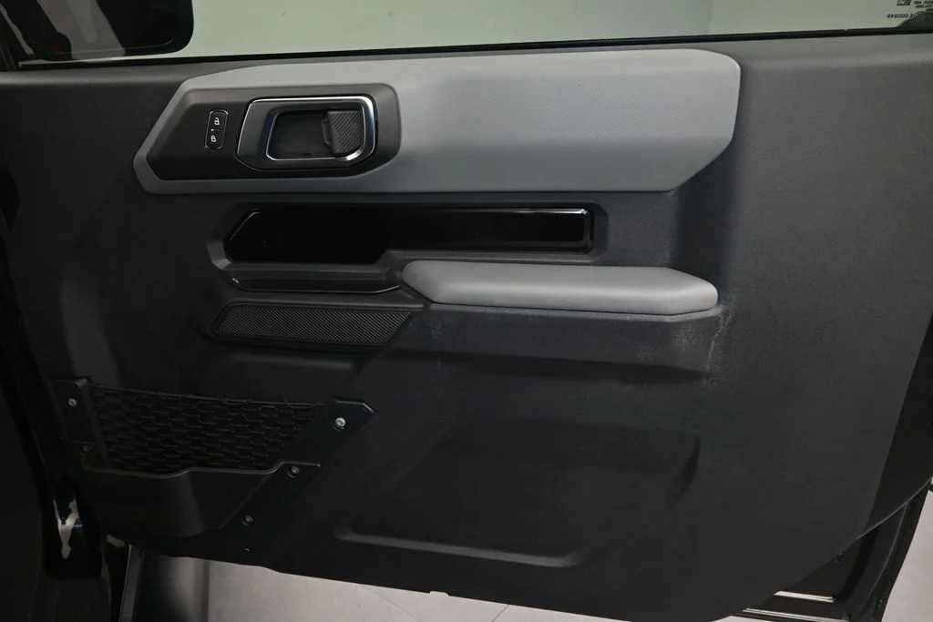 Used 2022 Black Ford Base image 13