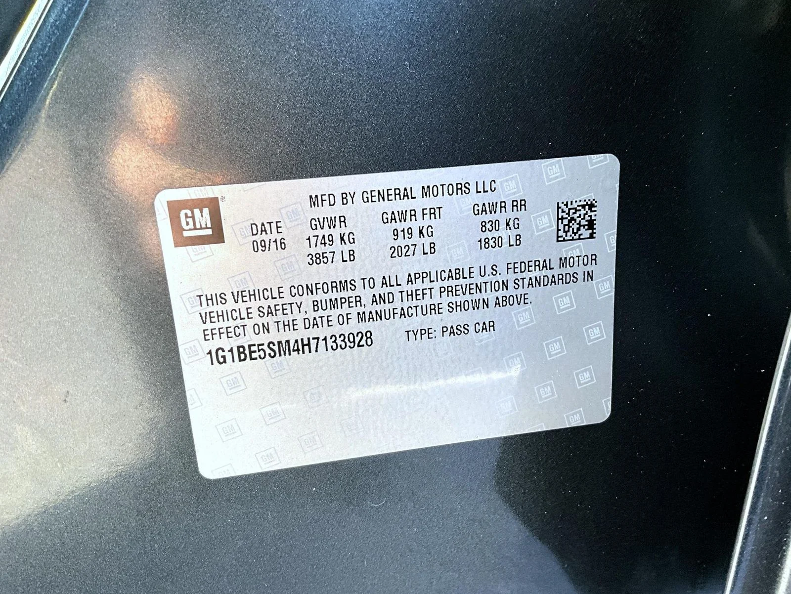 Used 2017 Gray Chevrolet LT image 25