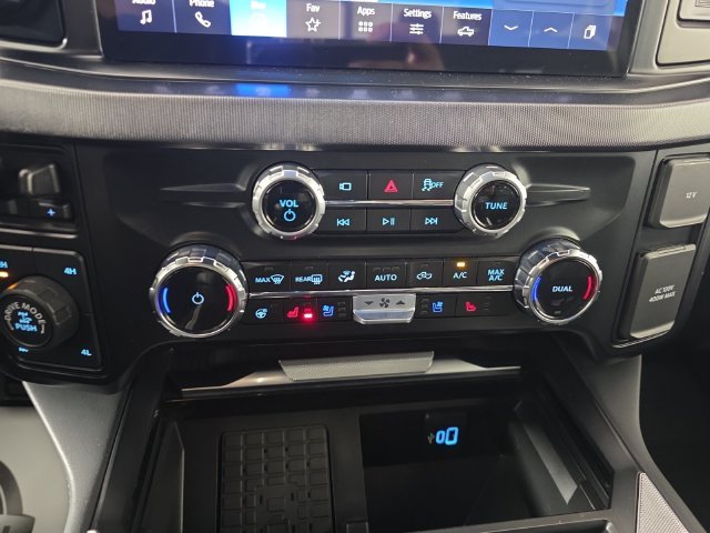 Used 2025 White Ford Platinum image 15