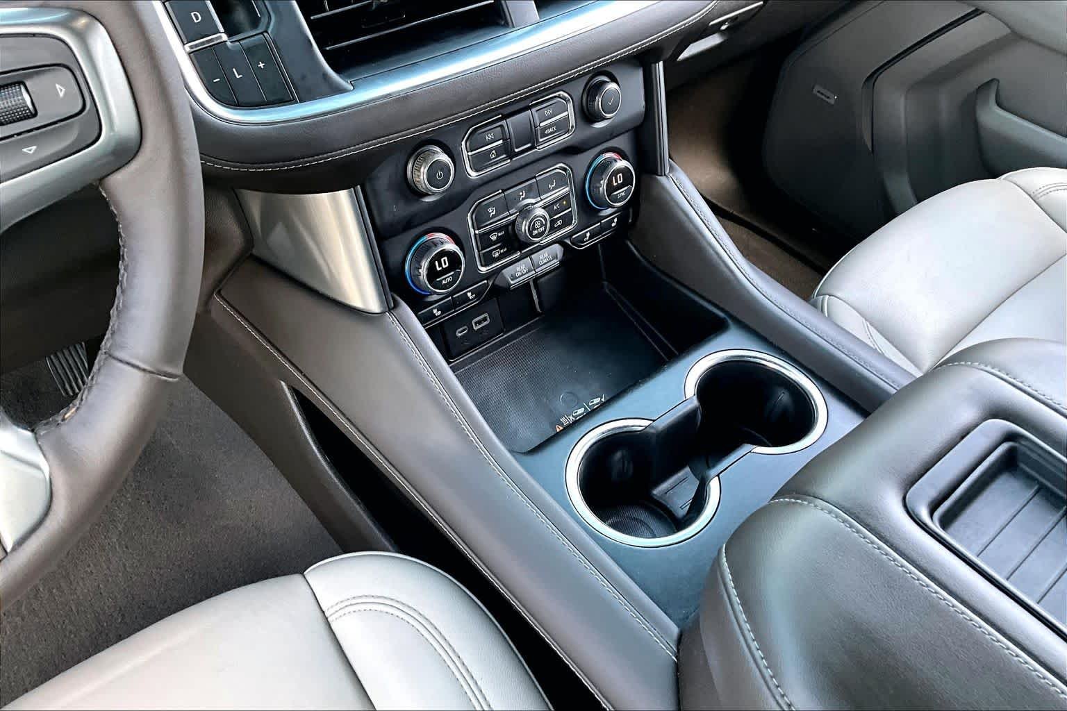 Used 2022 Summit White Chevrolet LT image 17