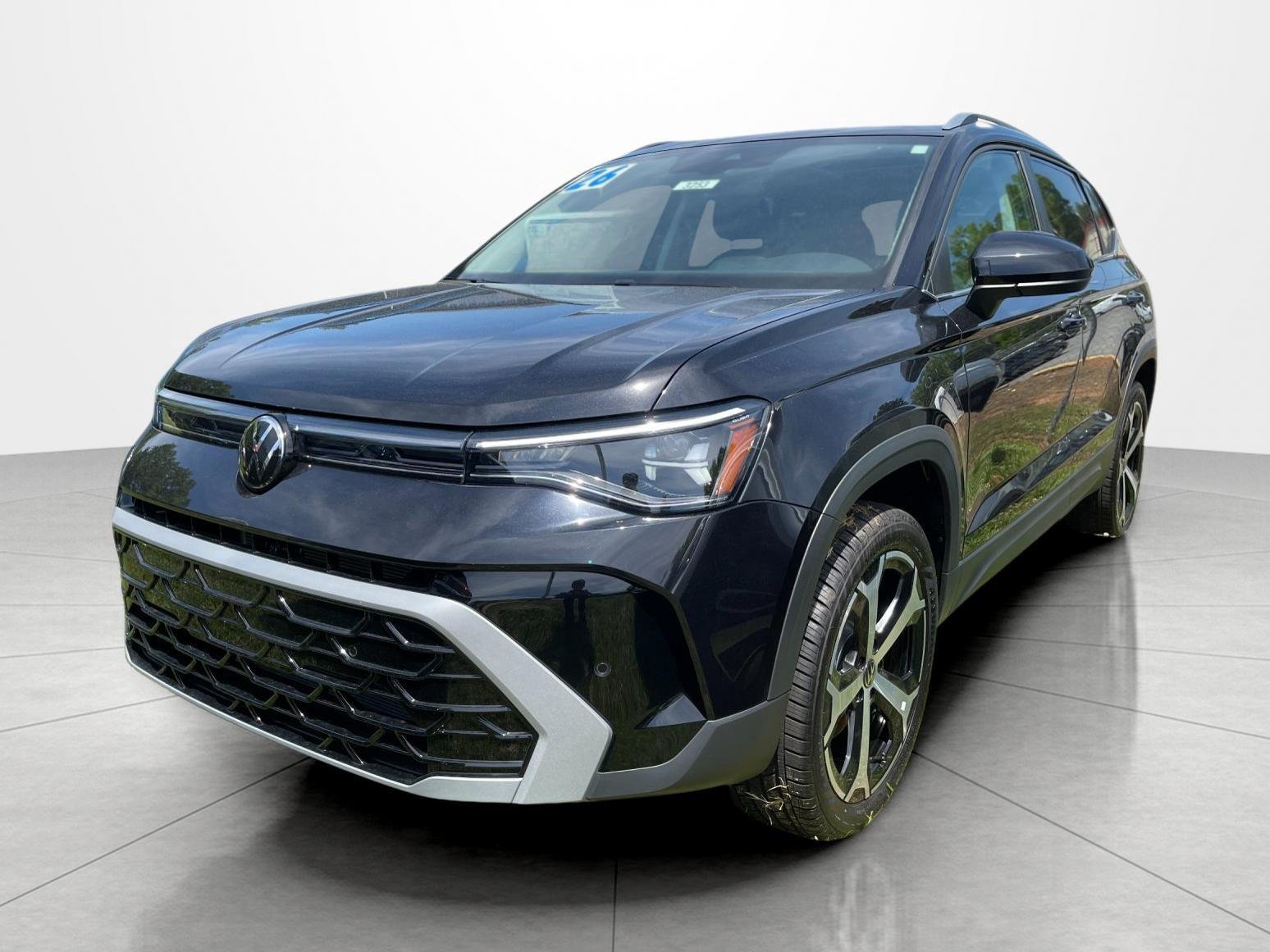 New 2026 Deep Black Pearl Volkswagen SEL image 1