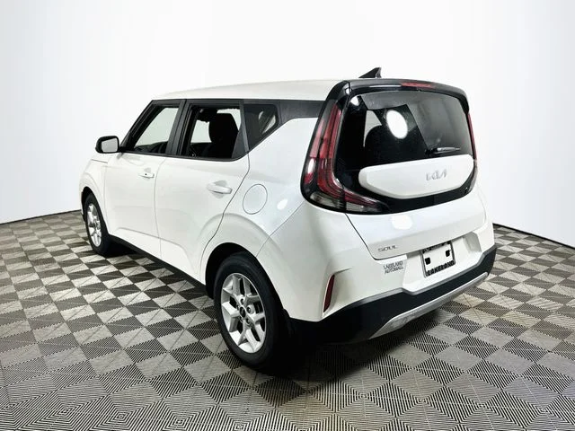 Certified Pre-Owned 2023 Kia Soul S
