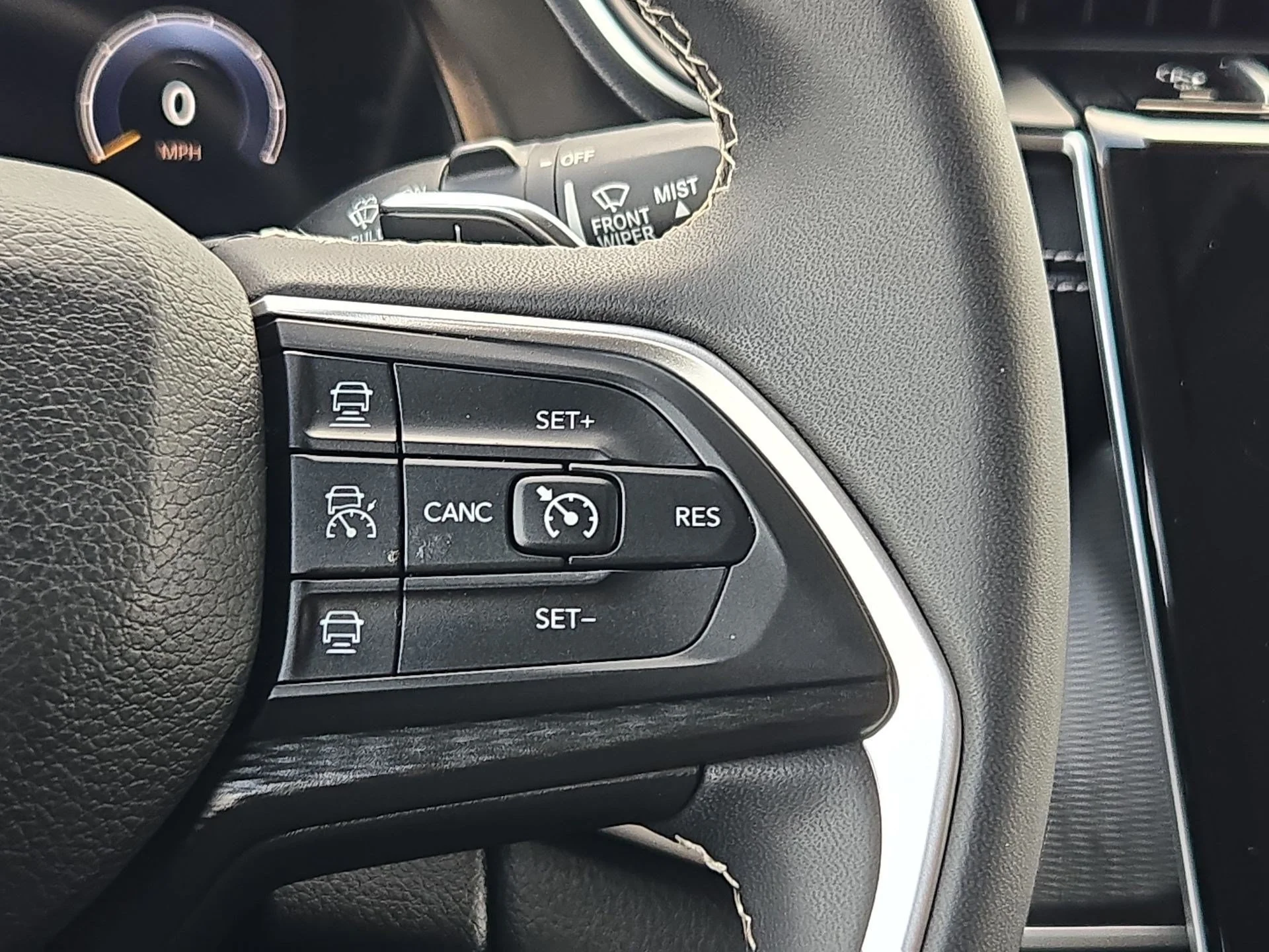 Used 2023 Bright White Clearcoat Jeep Laredo image 18