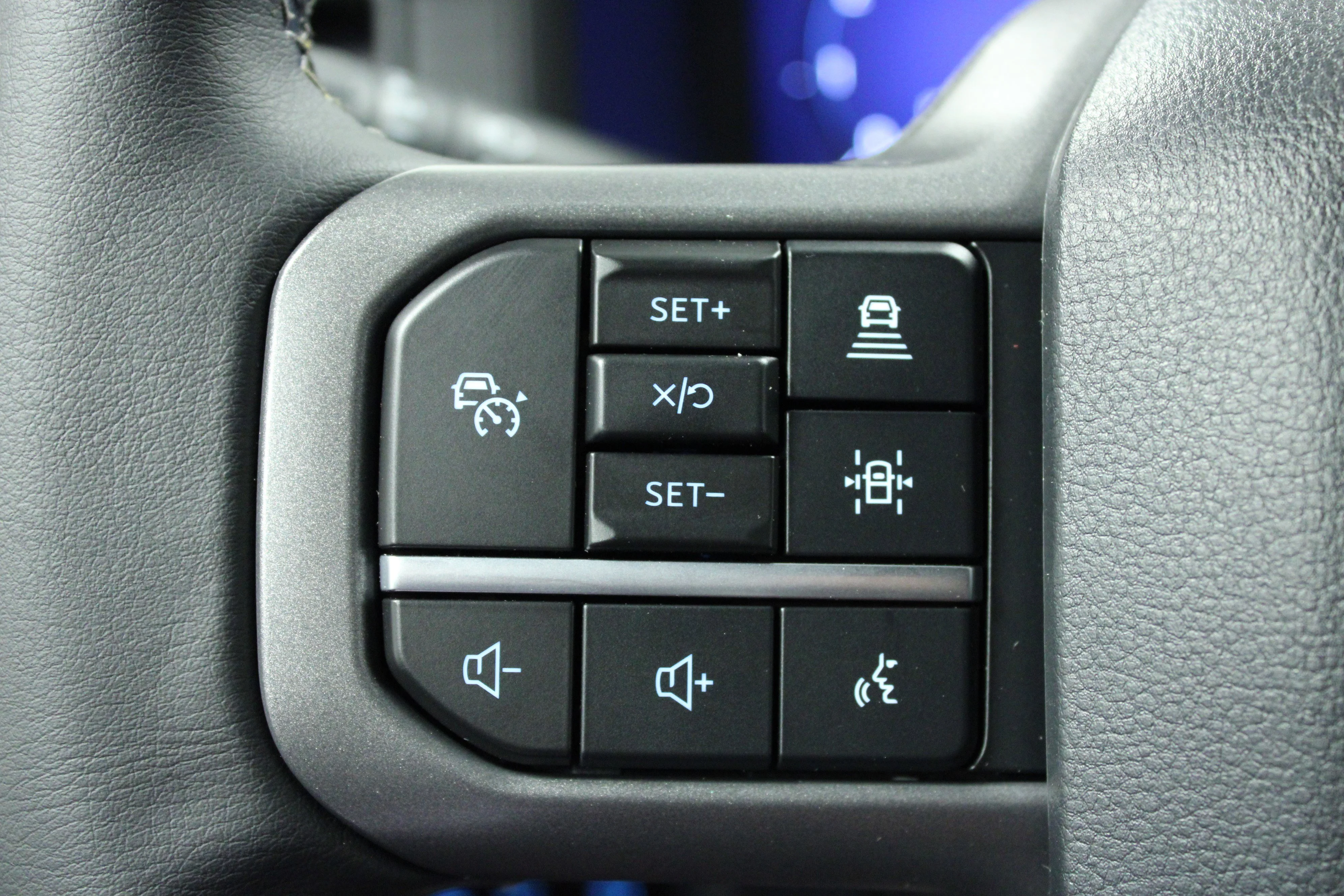 New 2026 Oxford White Ford XLT image 20