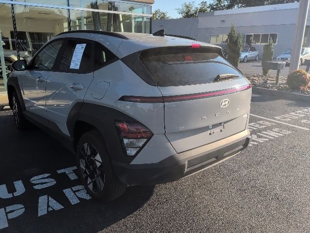 Used 2025 Gray Hyundai SEL image 6