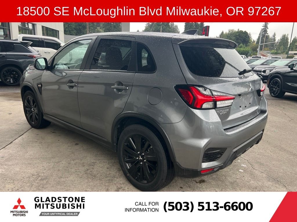 Used 2025 Mercury Gray Metallic Mitsubishi 2.0 LE image 6