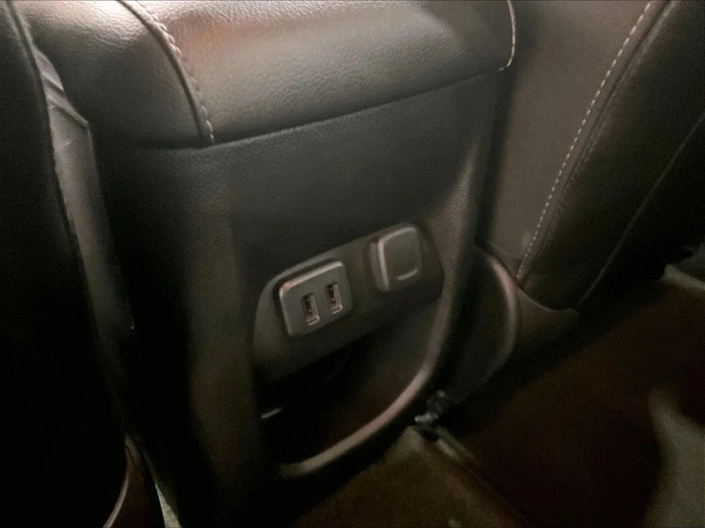 Used 2016 Black GMC SLT image 35