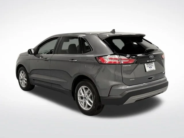 Used 2021 Gray Ford SEL image 8