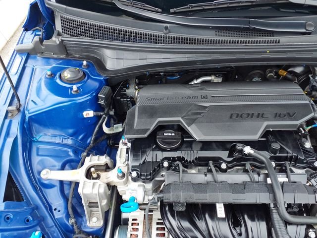 Certified Used 2025 Intense Blue Hyundai SEL Sport image 16