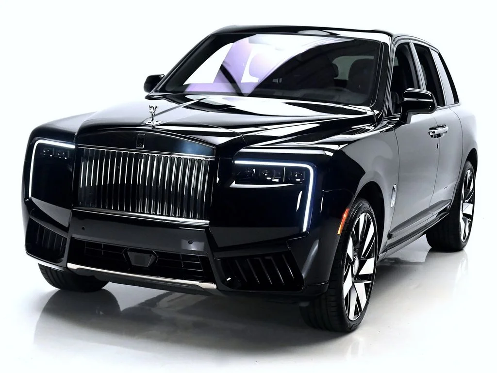 New 2027 Black Diamond Rolls-Royce  image 1