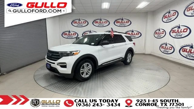 Certified Used 2021 Oxford White Ford XLT image 4