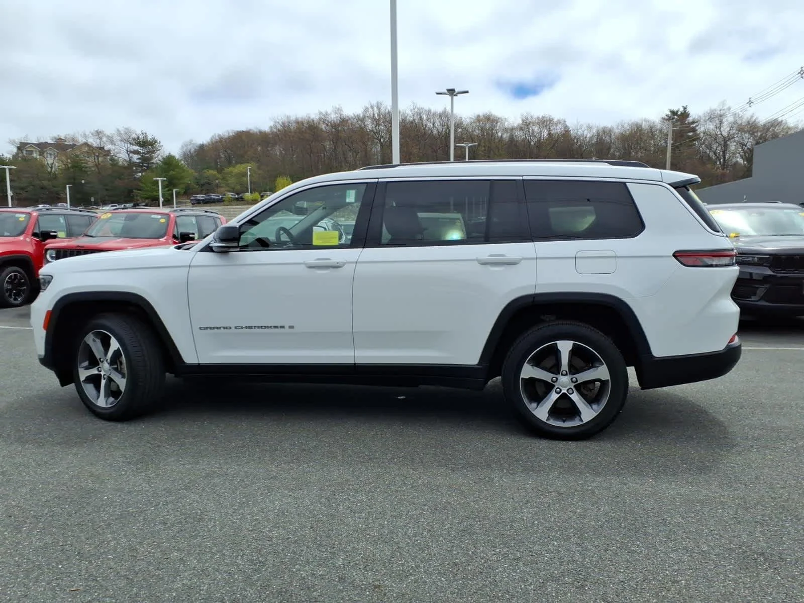 Certified Used 2023 Bright White Clearcoat Jeep Limited image 11