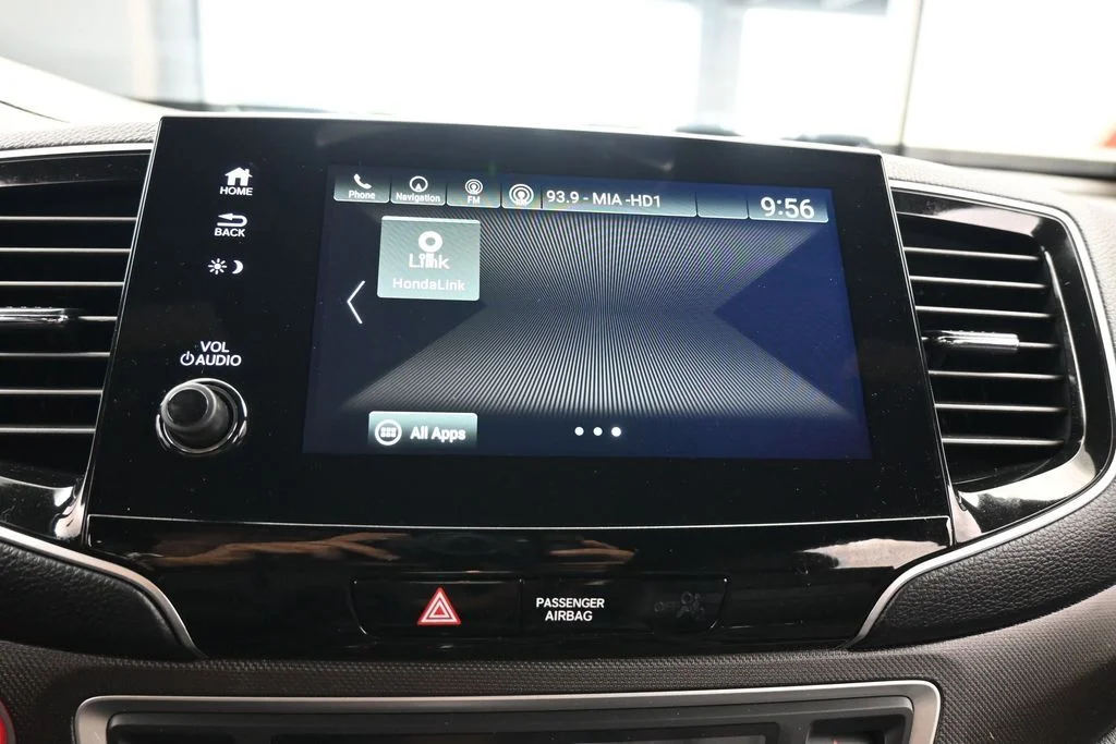 Used 2024 Gray Honda TrailSport image 28
