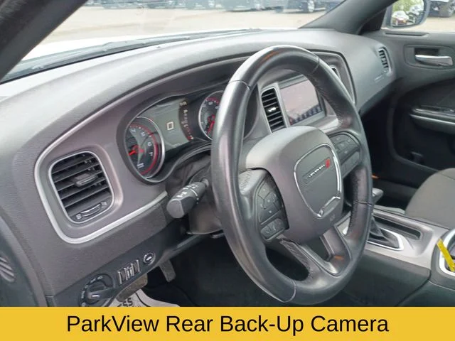 Used 2022 White Dodge SXT image 11