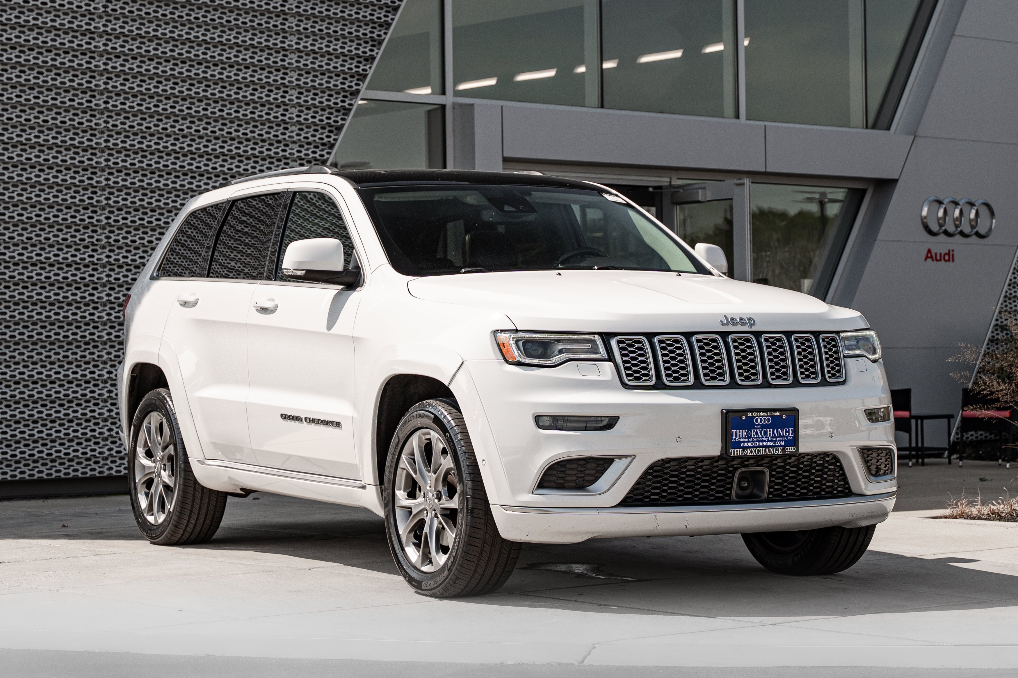 Used 2020 Bright White Clearcoat Jeep Summit image 1